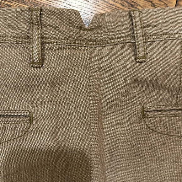 GAP MENS 12 INCH SHORTS IN LINEN AND COTTON BLEND - BUTTON CLOSURE BACK POCKETS - Picture 7 of 8